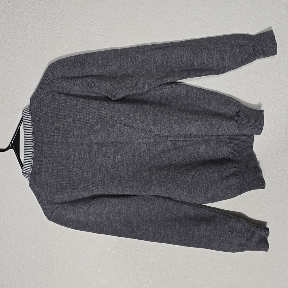 Eidos Sweater View 3